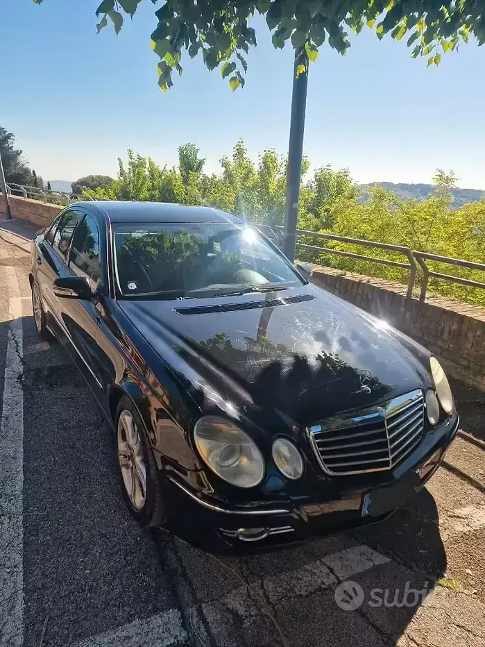 Usata Mercedes E300 Avantgarde 211 CV (155 kW) 2008 Nero Berlina