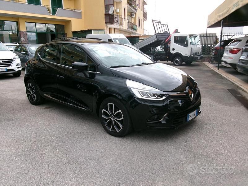 Usata Renault Clio IV Intens 90 CV (66 kW) 2016 Nero Berlina