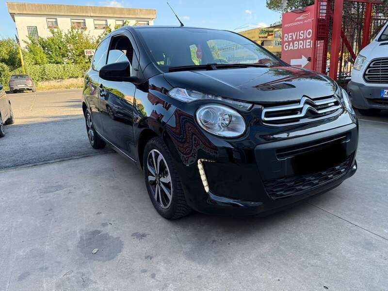 Nero Usata 2021 Citroën C1 Feel Due volumi | 11.000 € (Buon prezzo) - Immagine 1/4