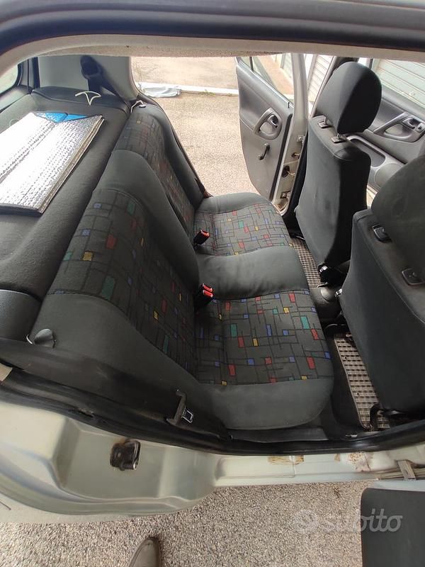 Usata VW Polo 1999 Grigio Berlina