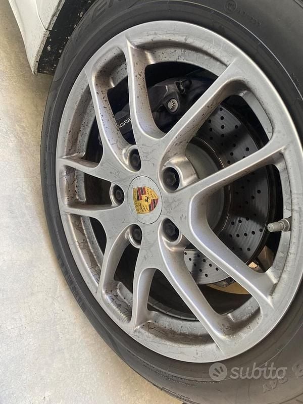 Usata Porsche 718 300 CV (220 kW) 2018 Bianco Coupé