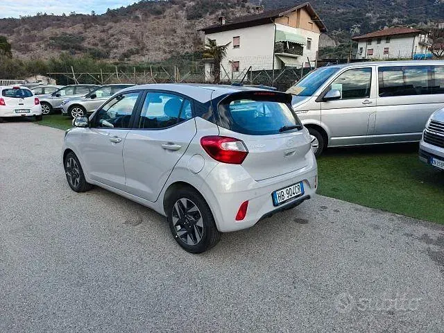 Usata Hyundai i10 63 CV (46 kW) 2026 Grigio Utilitaria