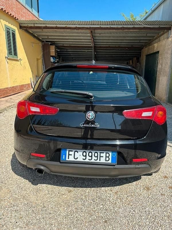 Usata Alfa Romeo Giulietta 120 CV (88 kW) 2016 Nero Utilitaria