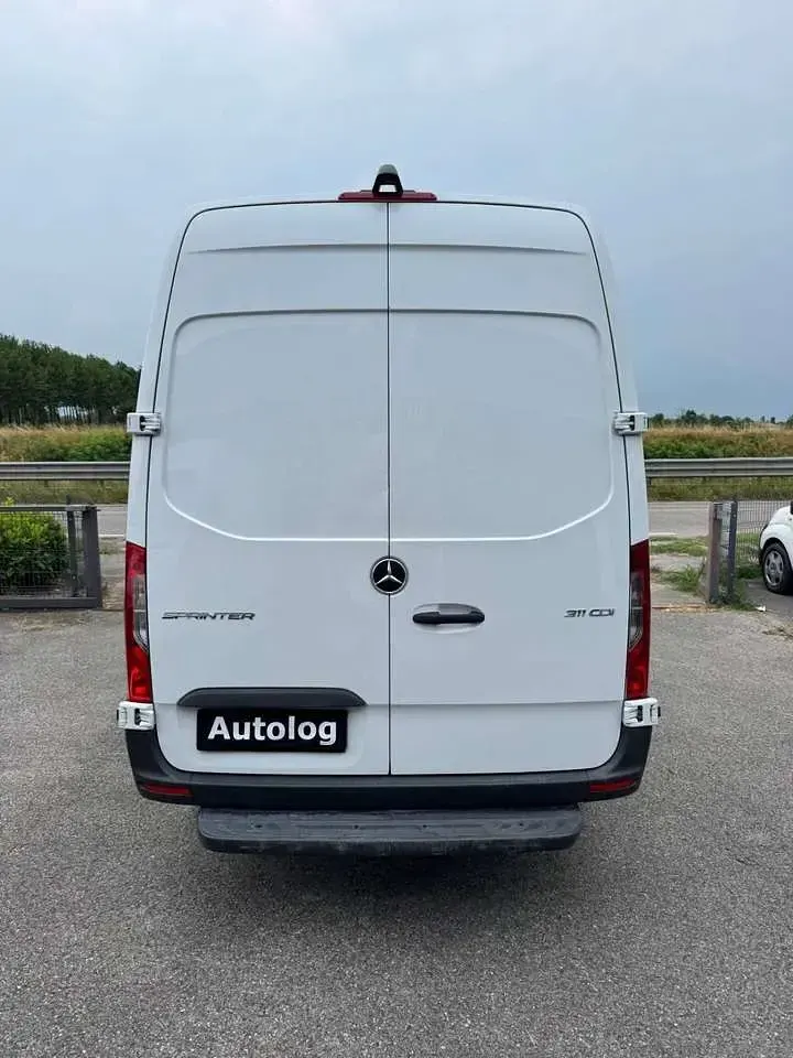 Usata Mercedes Sprinter 114 CV (83 kW) 2022 Pastello Furgone