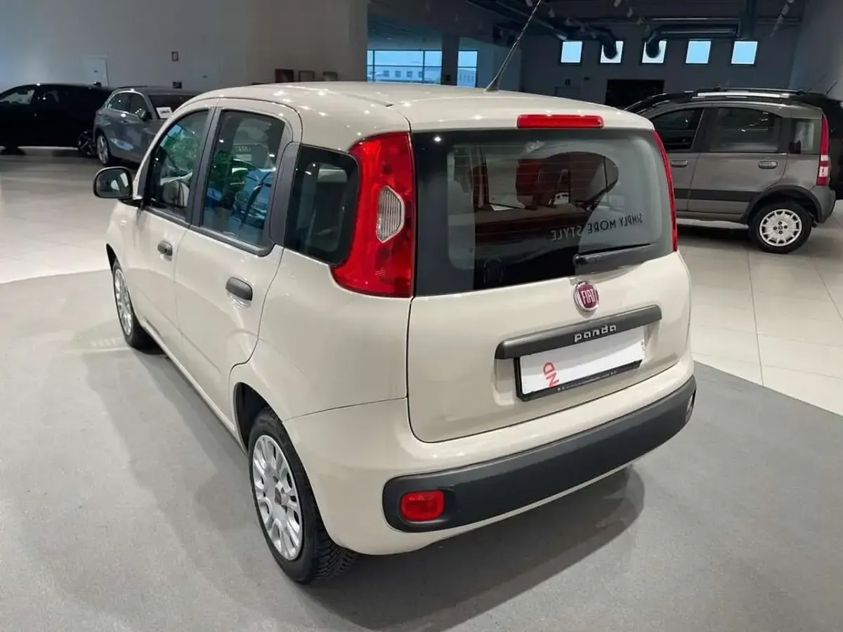 Begagnad Fiat Panda Easy 69 HK (50 kW) 2015 Beige Halvkombi