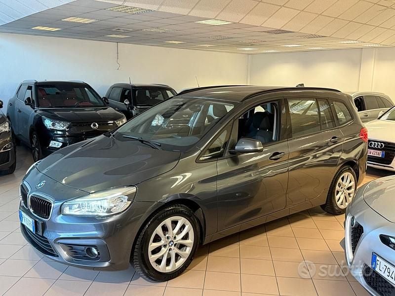 Usata BMW 218 Gran Tourer Luxury Line 150 CV (110 kW) 2018 Grigio Monovolume