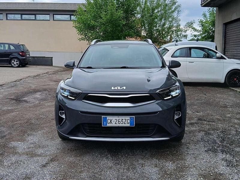 Occasion Kia Stonic GT-Line S 101 ch (74 kW) 2022 Gris SUV