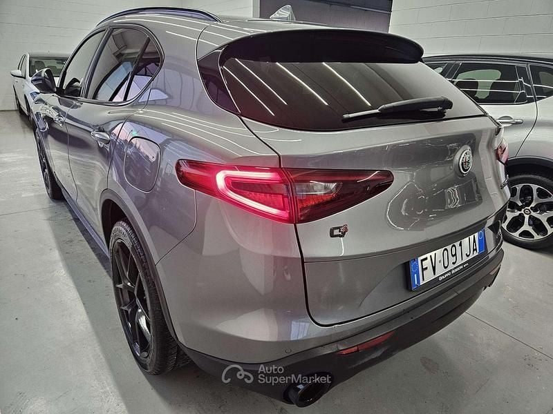 Usata Alfa Romeo Stelvio Business 190 CV (139 kW) 2019 Grigio SUV