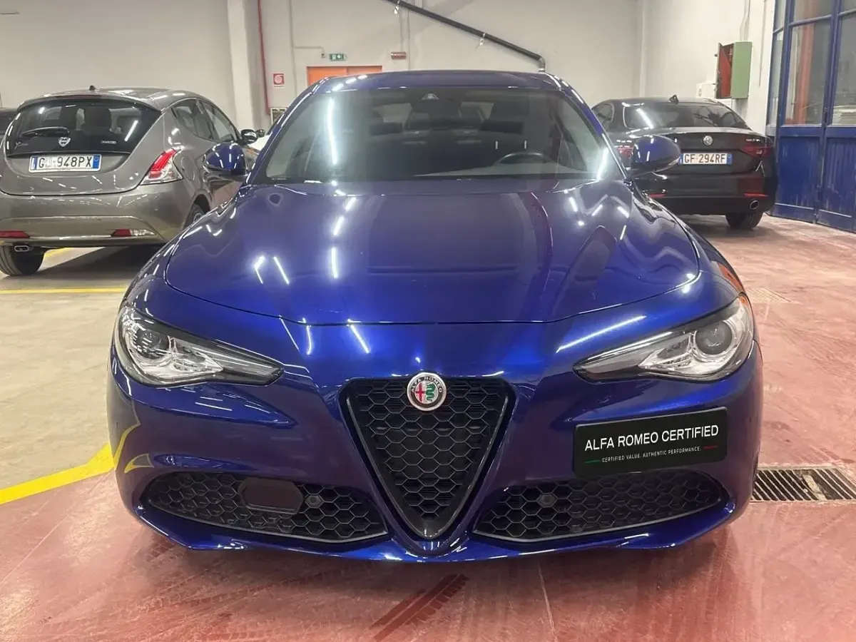 Usata Alfa Romeo Giulia Sprint 190 CV (139 kW) 2020 Blu Berlina