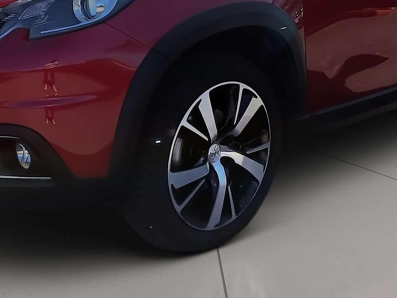 Usata Peugeot 2008 Allure 110 CV (80 kW) 2018 Rosso SUV