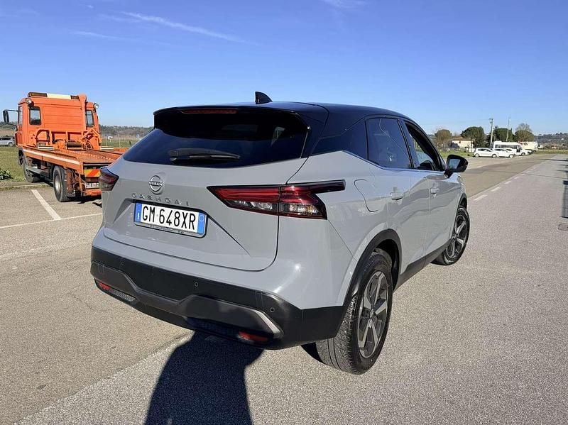Usata Nissan Qashqai N-Connecta 140 CV (102 kW) 2023 Grigio SUV