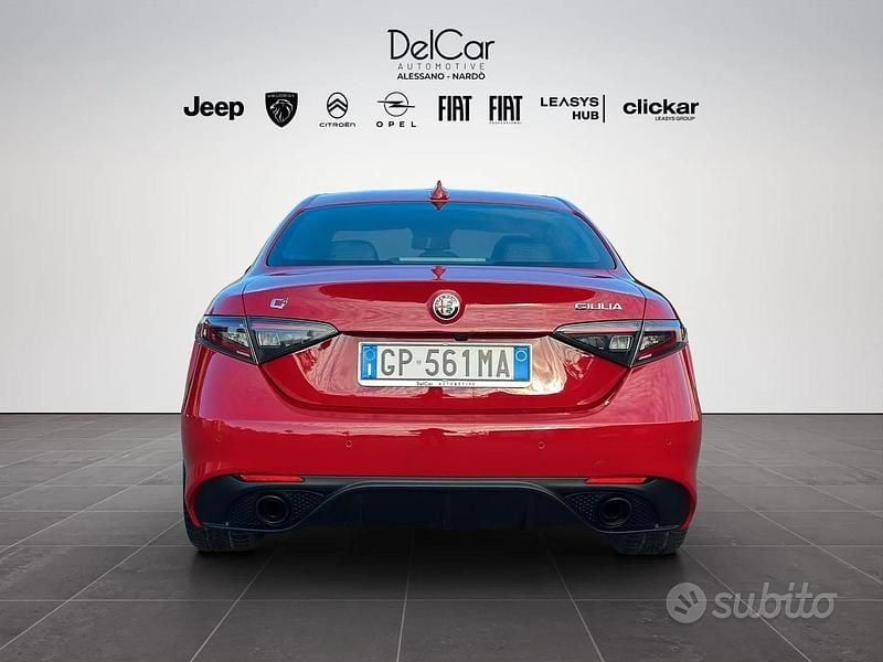 Używany Alfa Romeo Giulia Veloce 280 KM (205 kW) 2023 Czerwony Sedan/Limuzyna
