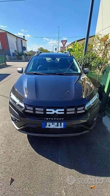 Usata Dacia Sandero Expression 110 CV (80 kW) 2023 Nero Utilitaria