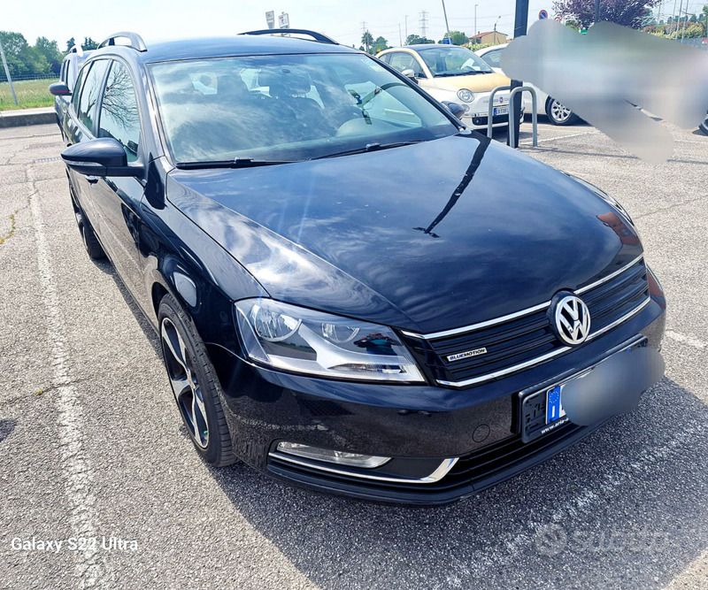 Usata VW Passat 105 CV (77 kW) 2012 Nero Station wagon