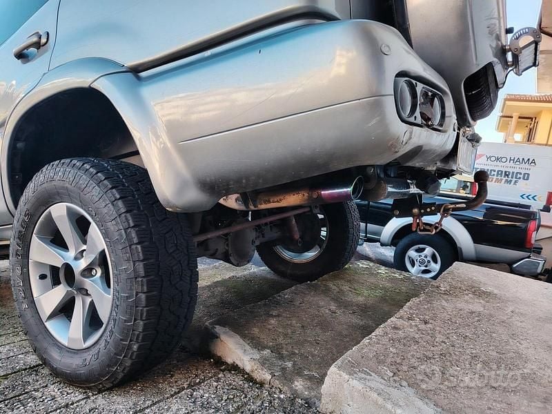 Usata Nissan Terrano 154 CV (113 kW) 2004 Grigio SUV