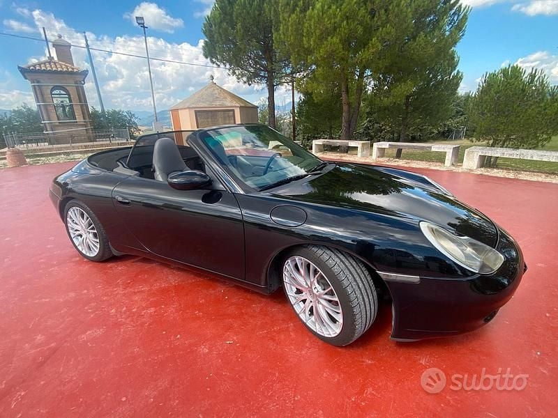 Usata Porsche 996 345 CV (253 kW) 1998 Nero Cabrio