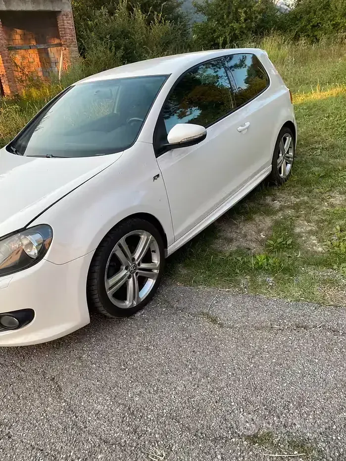 Usata VW Golf VI 122 CV (89 kW) 2010 Berlina