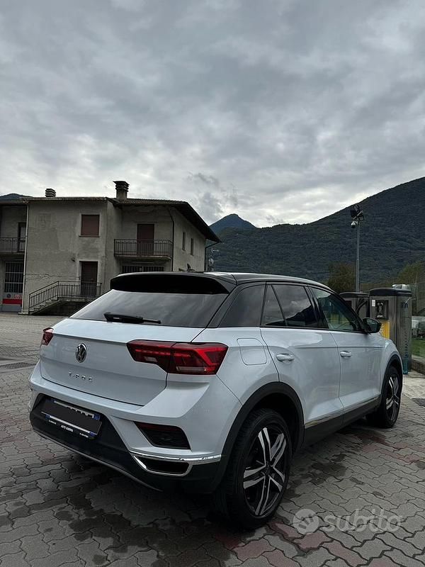 Usata VW T-Roc Style 150 CV (110 kW) 2019 Bianco SUV
