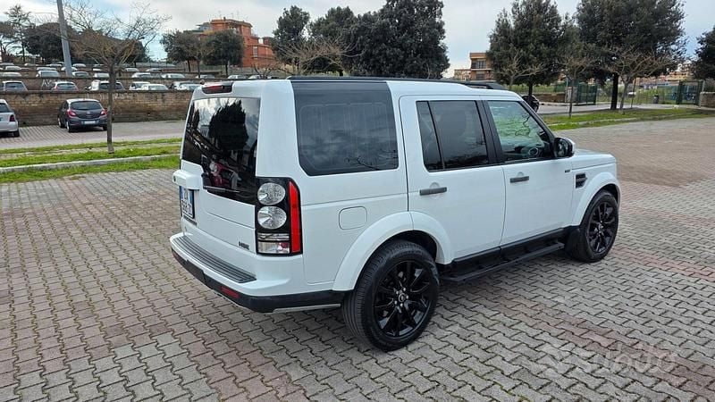 Usata Land Rover Discovery 4 SE 249 CV (183 kW) 2015 Bianco SUV