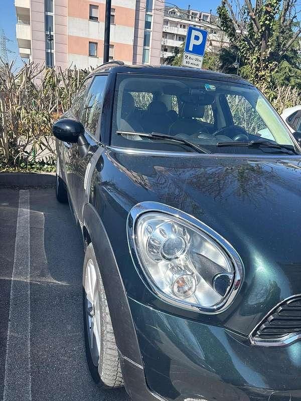 Usata Mini Cooper SD Countryman 143 CV (105 kW) 2013 Verde SUV