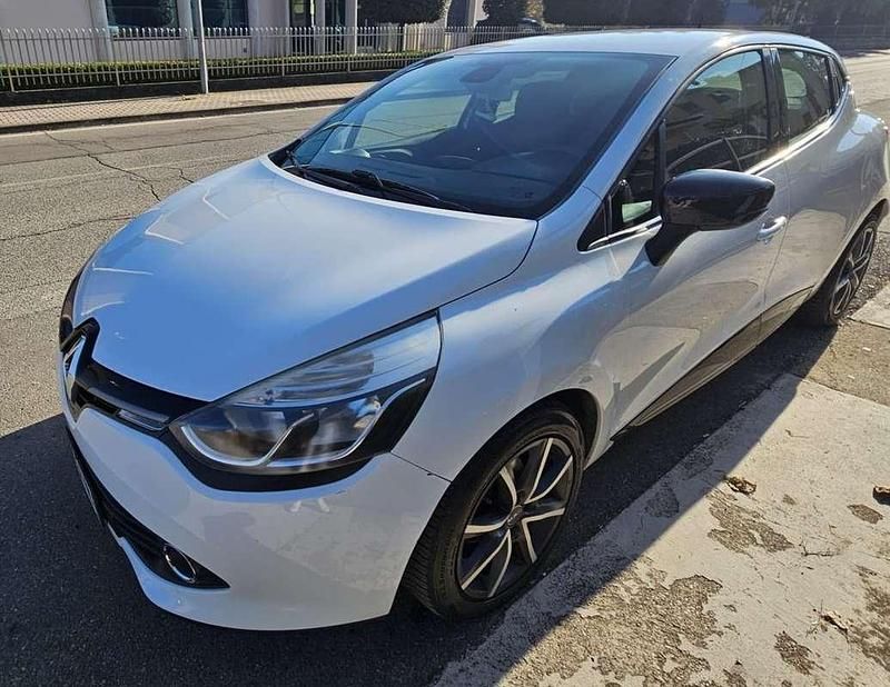 Usata Renault Clio IV 90 CV (66 kW) 2015 Berlina