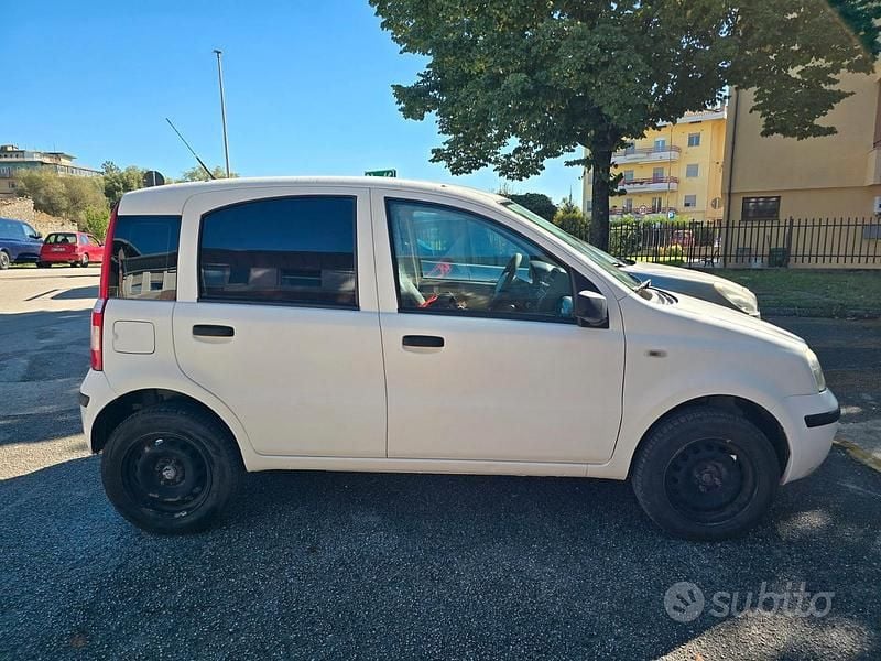 Bianco Usata 2007 Fiat Panda Due volumi | 2000 € (Super prezzo) - Immagine 1/4