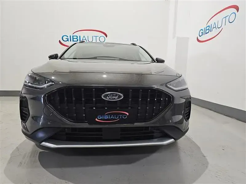 Usata Ford T Active 125 CV (91 kW) 2023 Grigio scuro SUV