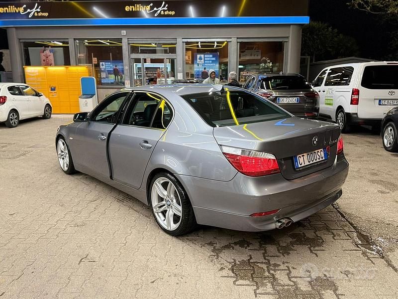 Usata BMW 530 2004 Grigio Berlina