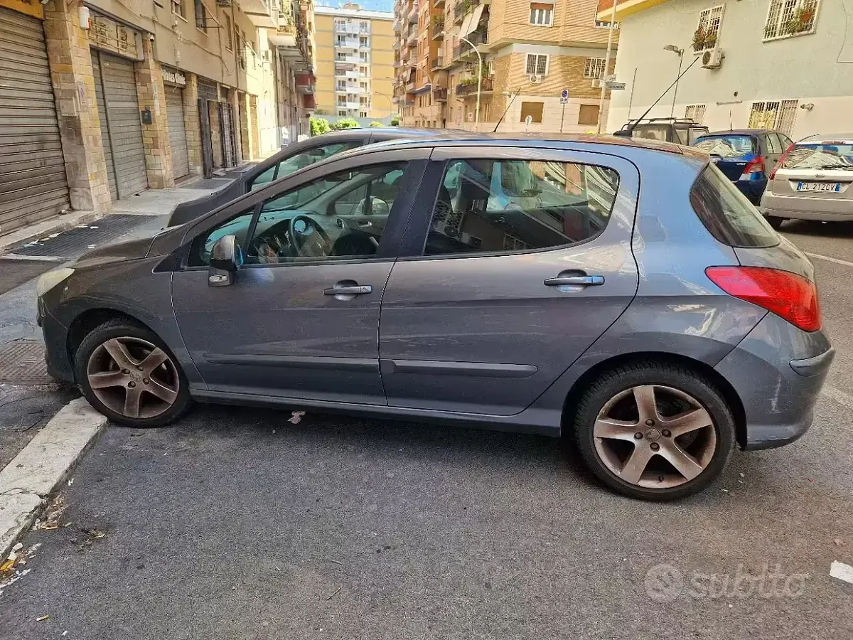 Usata Peugeot 308 120 CV (88 kW) 2009 Grigio Berlina