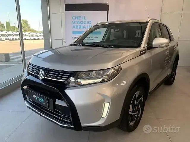 Usata Suzuki Vitara Cool 129 CV (94 kW) 2024 SUV