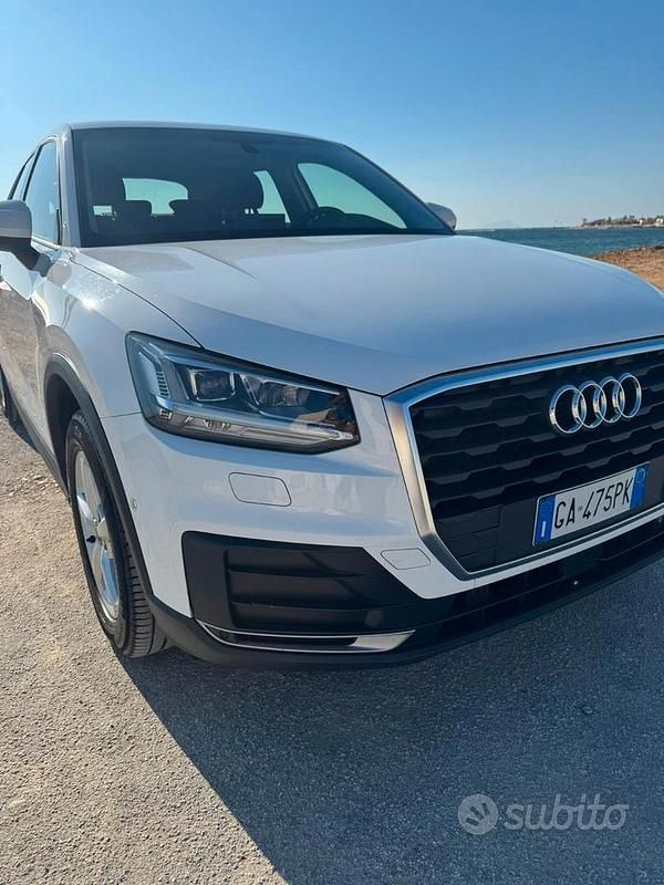 Usata Audi Q2 Premium 116 CV (85 kW) 2020 Bianco SUV