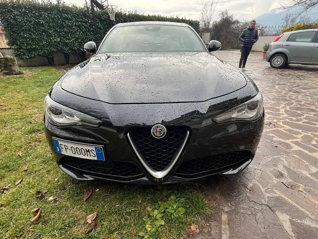 Usata Alfa Romeo Giulia 179 CV (131 kW) 2018 Berlina