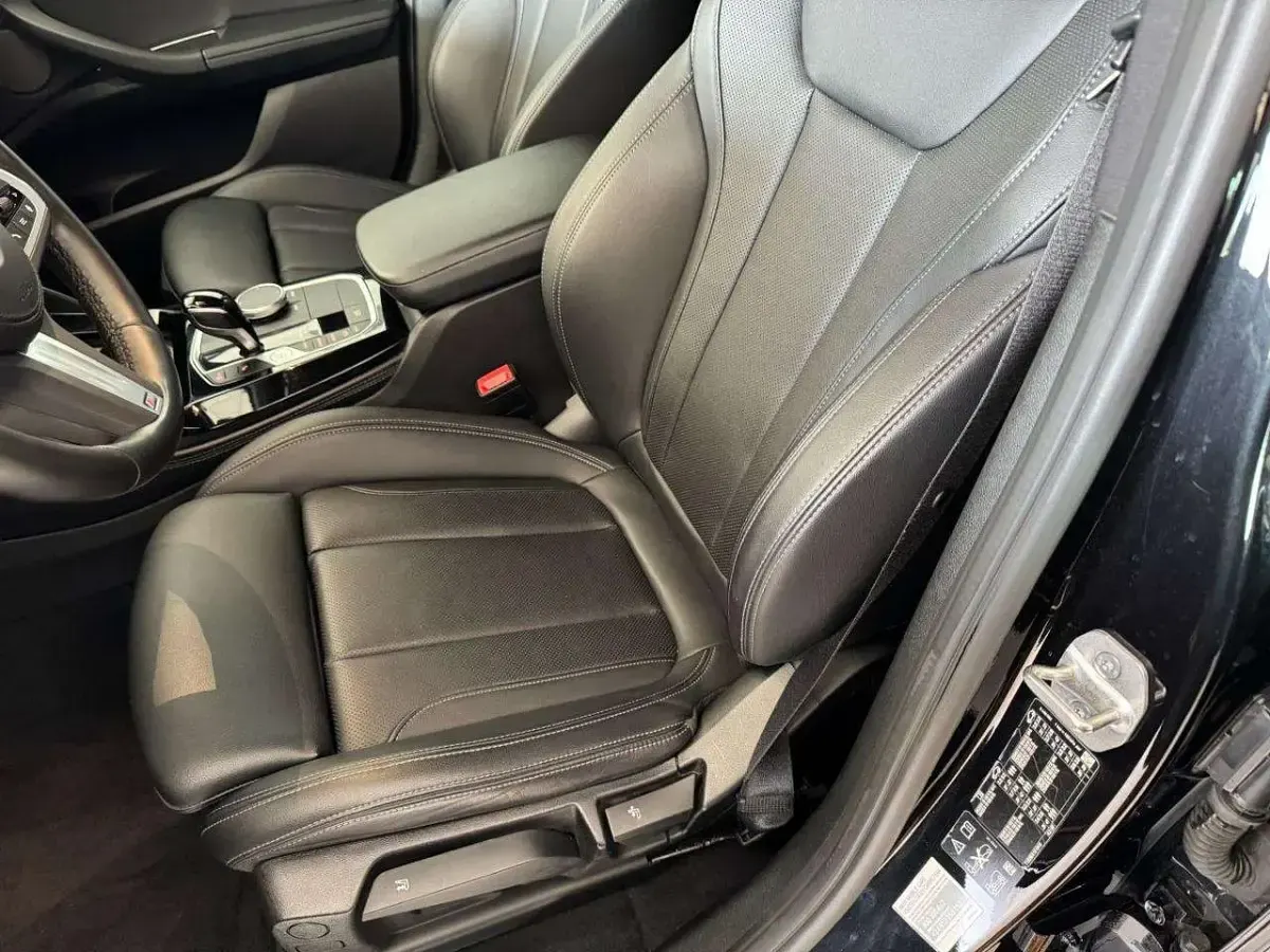 Usata BMW X4 M Sport 190 CV (139 kW) 2024 Nero SUV