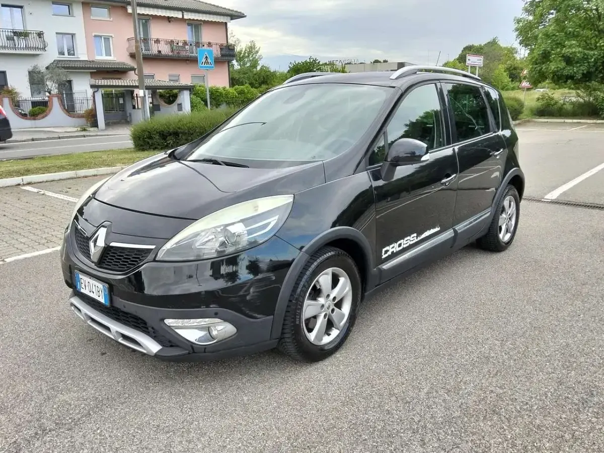 Usata Renault Scenic E-Tech 110 CV (80 kW) 2014 Nero Monovolume
