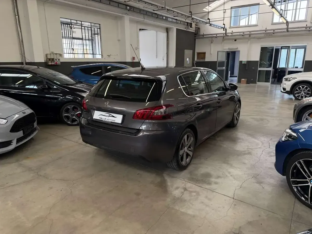 Usata Peugeot 308 Allure 131 CV (96 kW) 2020 Grigio Berlina