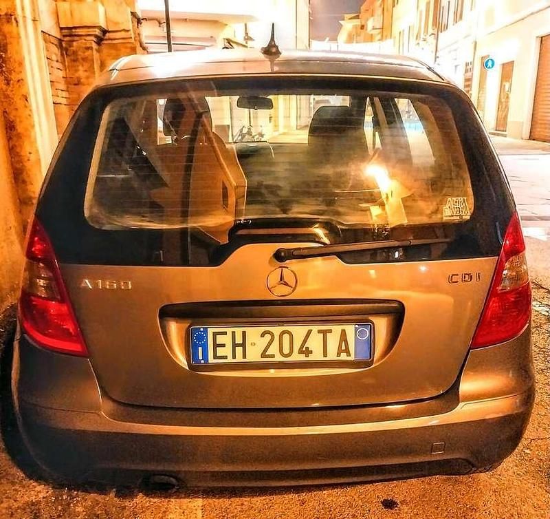 Usata Mercedes A160 Premium 82 CV (60 kW) 2011 Grigio Utilitaria