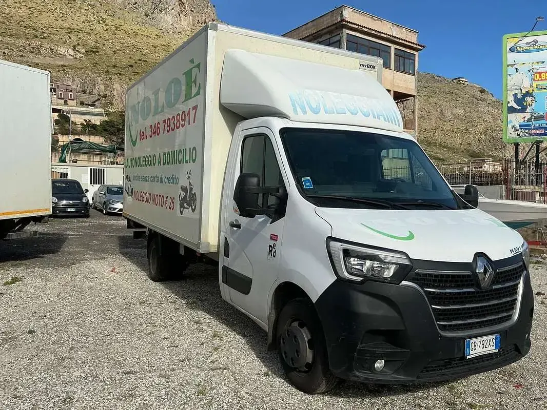 Usata Renault Master 120 CV (88 kW) 2020 Bianco Monovolume
