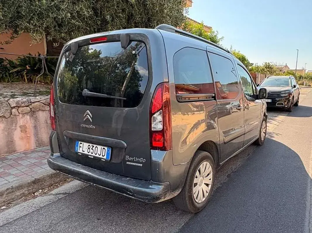 Usata Citroën Berlingo Feel 99 CV (72 kW) 2018 Grigio Monovolume