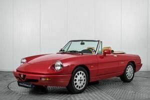 Usata Alfa Romeo Spider 117 CV (86 kW) 1991 Rosso Cabrio