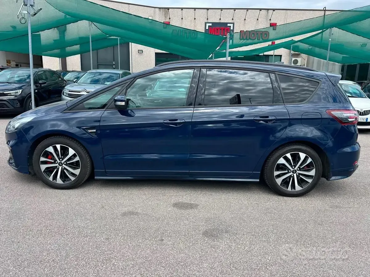 Usata Ford S-MAX ST-Line 190 CV (139 kW) 2021 Blu/azzurro Monovolume