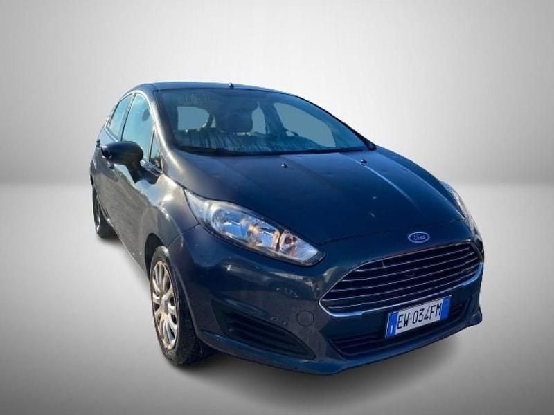 Usata Ford Fiesta 75 CV (55 kW) 2014 Nero Utilitaria