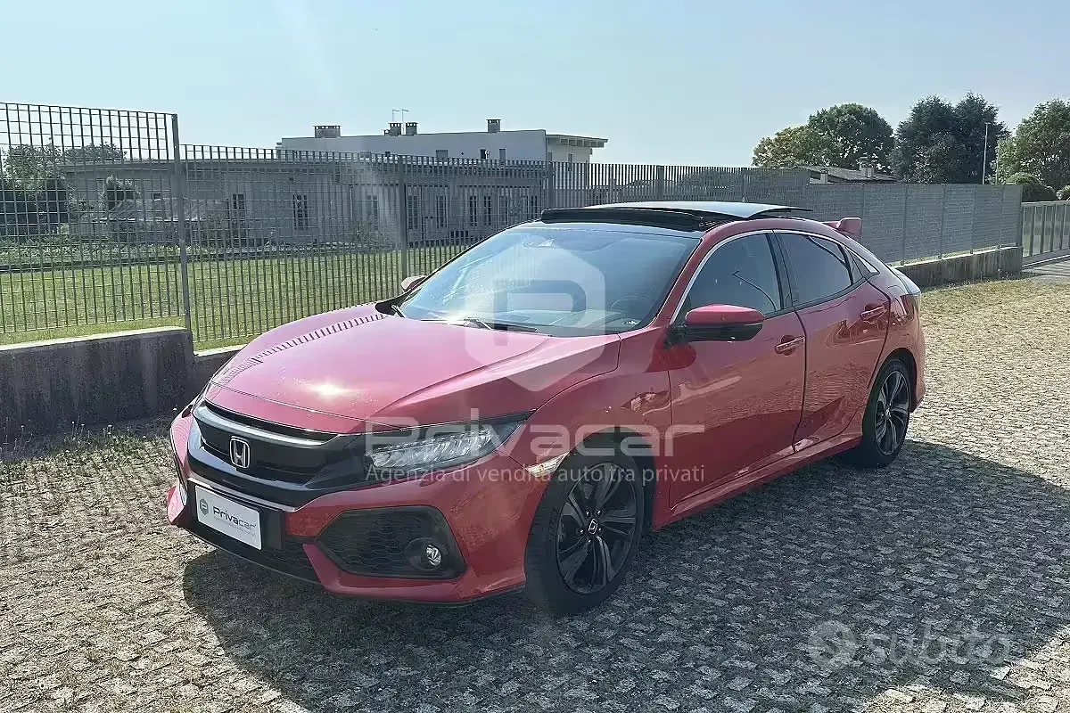 Usata Honda Civic Executive 120 CV (88 kW) 2018 Rosso Utilitaria