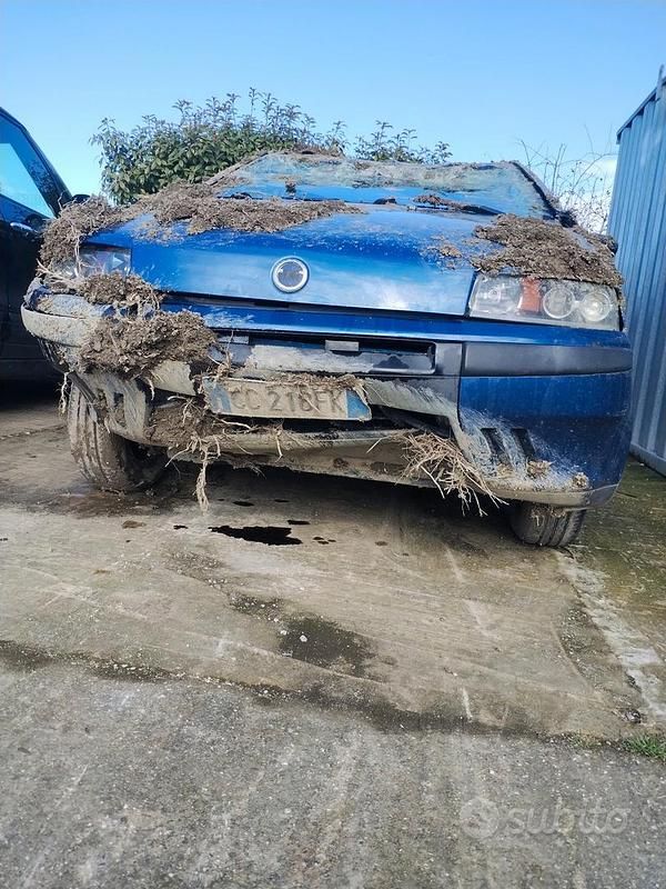 Usata Fiat Punto 2001 Blu Utilitaria