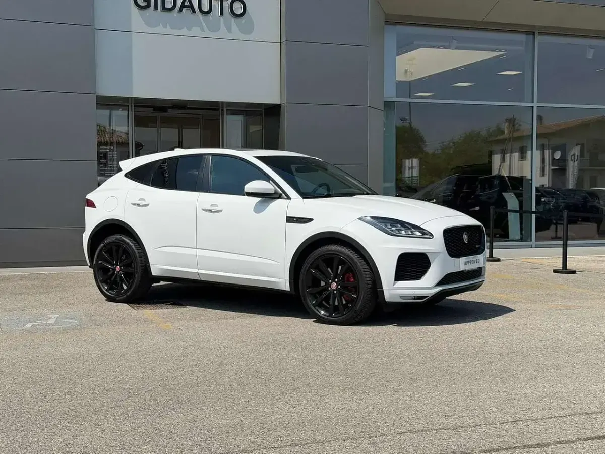 Usata Jaguar E-Pace R-Dynamic 150 CV (110 kW) 2019 Bianco SUV