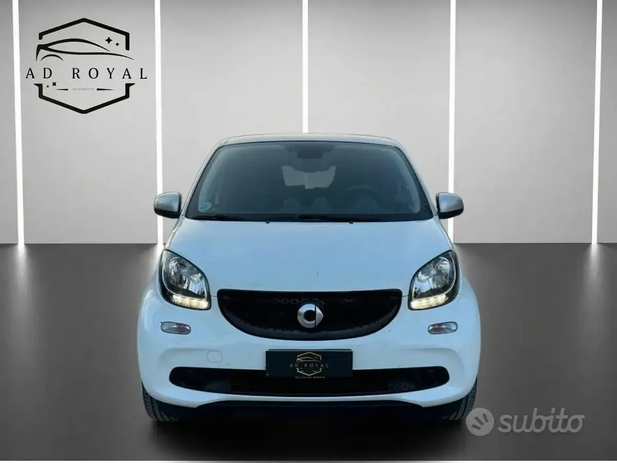 Usata Smart ForFour Passion 71 CV (52 kW) 2019 Bianco Utilitaria
