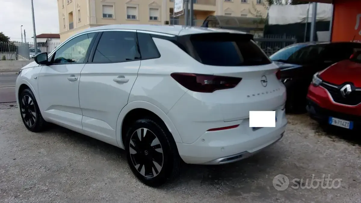 Usata Opel Grandland X Business 131 CV (96 kW) 2022 Bianco SUV