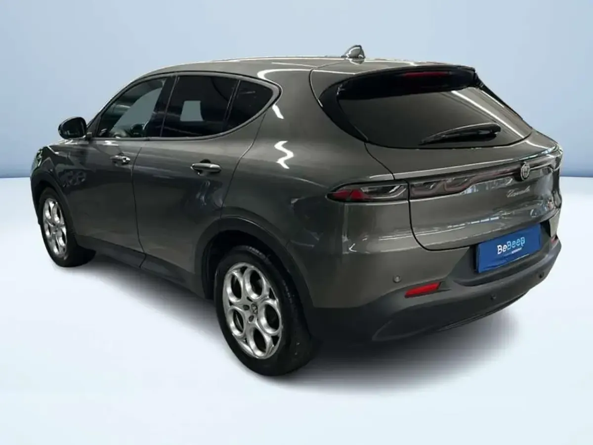 Usata Alfa Romeo Tonale Sprint 131 CV (96 kW) 2023 Grigio SUV