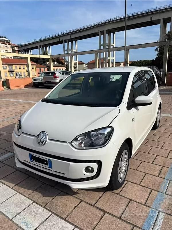 Usata VW up! 75 CV (55 kW) 2015 Bianco Utilitaria