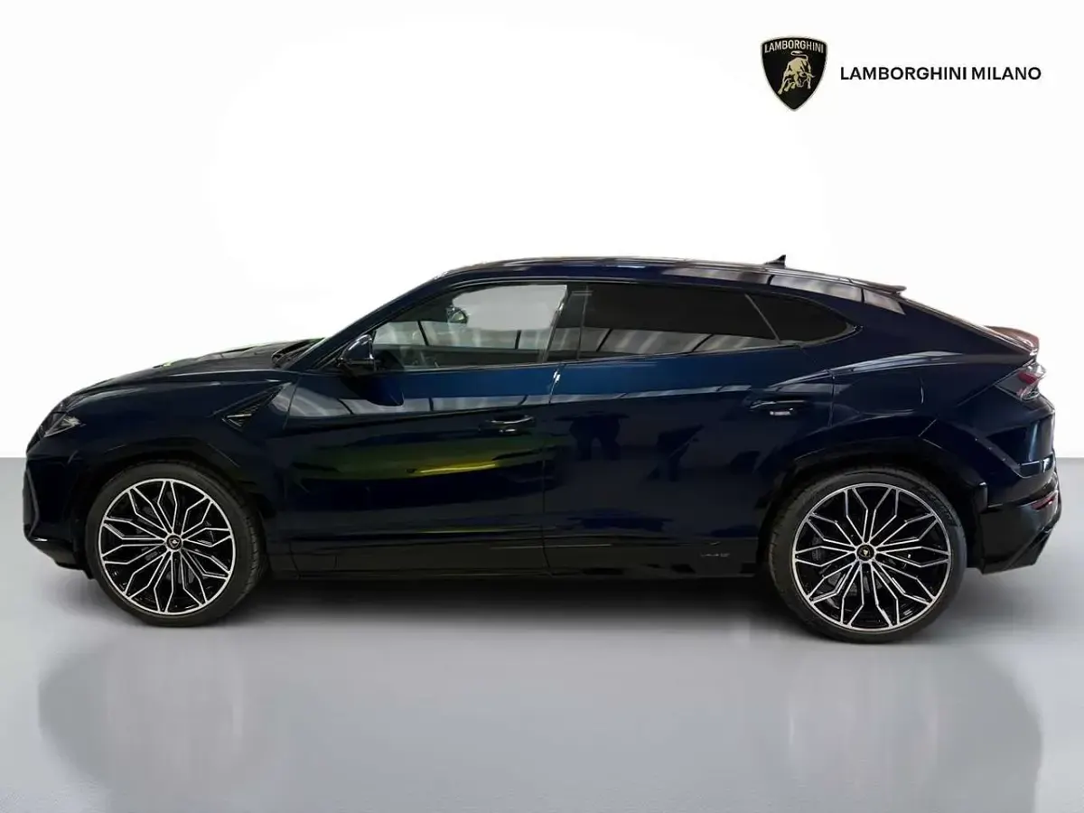 Usata Lamborghini Urus 799 CV (587 kW) 2024 Blu okeanos SUV