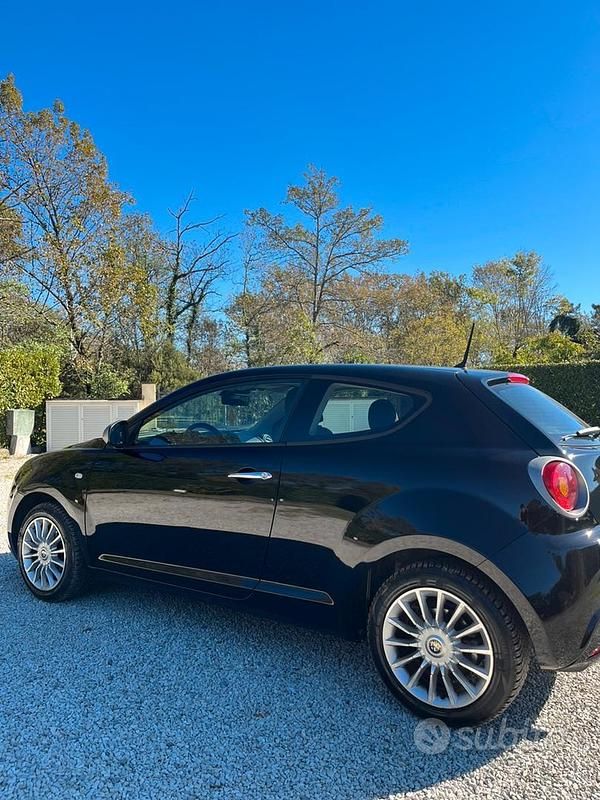 Usata Alfa Romeo MiTo 78 CV (57 kW) 2016 Nero Utilitaria